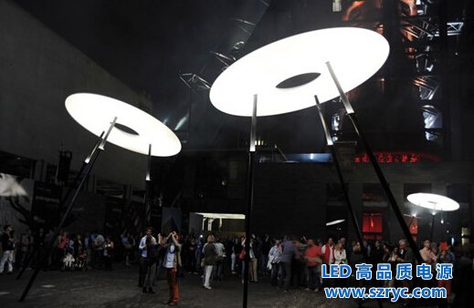 LED看成UFO！眼瞎還是太像？